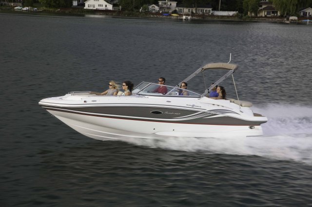 SD2400 I/O Water tubing is a uniquely thrilling and unforgettable water sports experience. Speeding across the water on a tube can be just as much fun as wakeboarding or water skiing without the added stress of needing to stay perfectly balanced on top of the water.