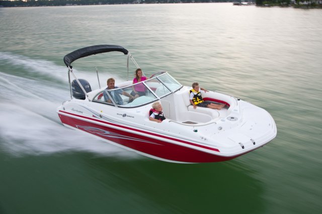 SunDeck SD 187 OB Glass fibers either loose or woven, reinforced with resin and used in the construction of many boats.