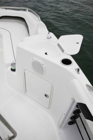 Cockpit Galley Wakeboarders want a giant wake to launch from as they cross from left to right behind the boat. With the engine set back against the transom, these boats carve a steep, large wake that riders love.