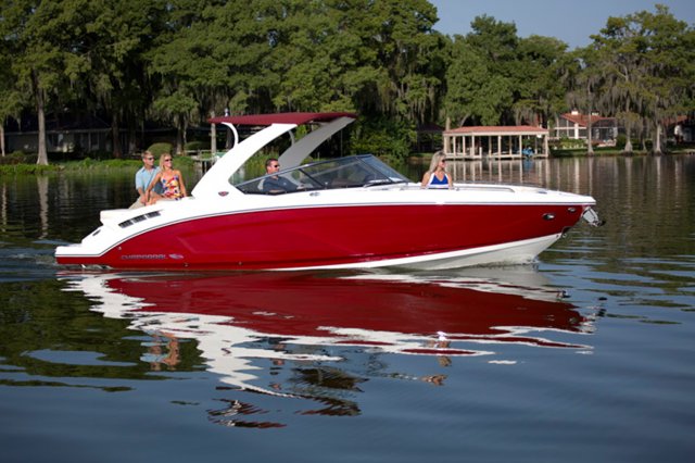 277 SSX A bow rider is a boat with an open bow area where there are extra seats in front of the windshield. Bow riders are typically between 17' and 30'long. They are well suited for many recreational water sports such as tubing, water skiing, and swimming.