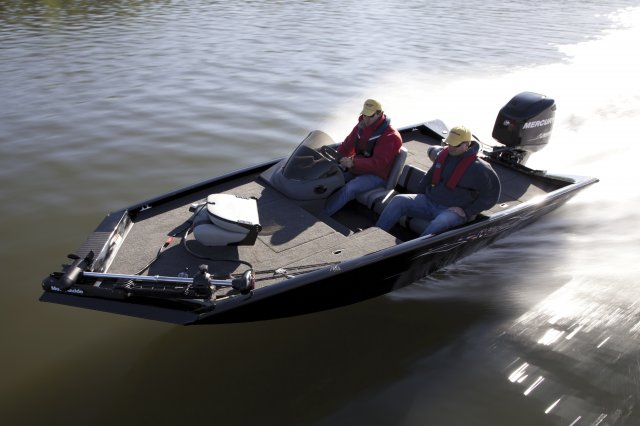 Stinger 18HP A Stinger 18HP is a Power and could be classed as a Bass Boat, or, just an overall Great Boat!